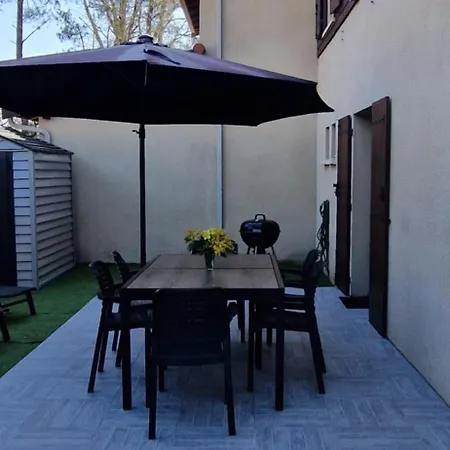 Holiday home Maison 6 Pers Evasion Landaise Proche Et A Cote Du Vielle-Saint-Girons